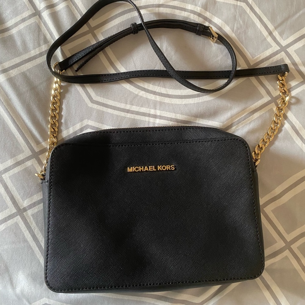 Michael Kors Jet Set Crossbody